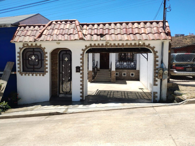 Casa en Terrazas de San Bernardo + Departamento de Renta — $600 USD/mes