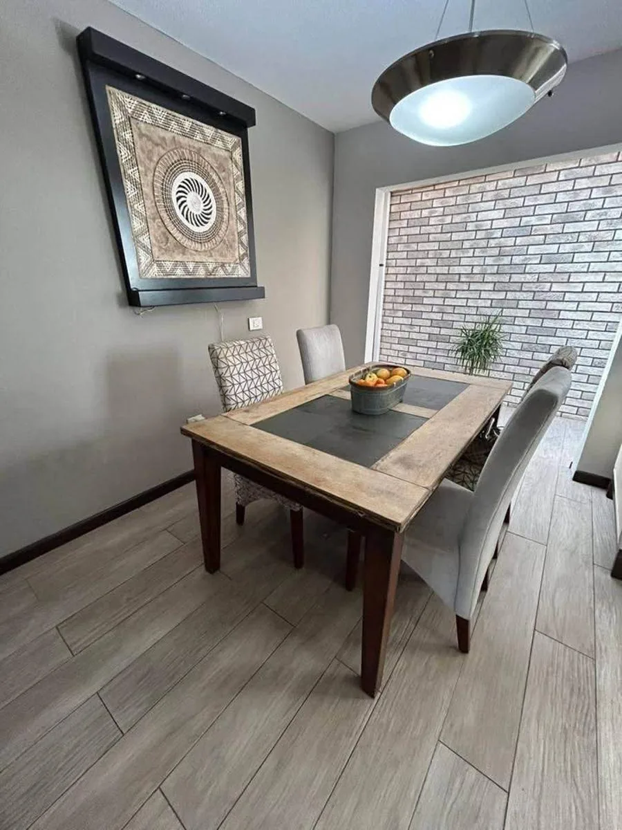 Casa en Venta en Colinas California